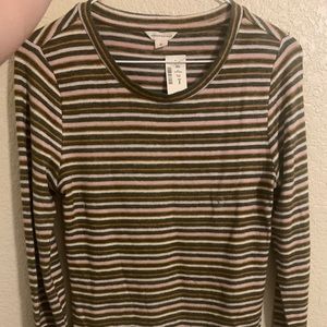 Long sleeve striped shirt !
